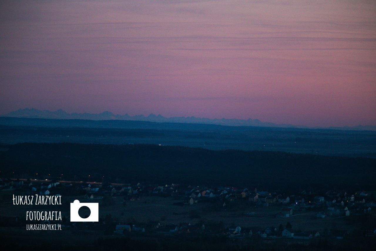 Tatry i Babia Góra z zamku królewskiego w Chęcinach i z Miedzianki